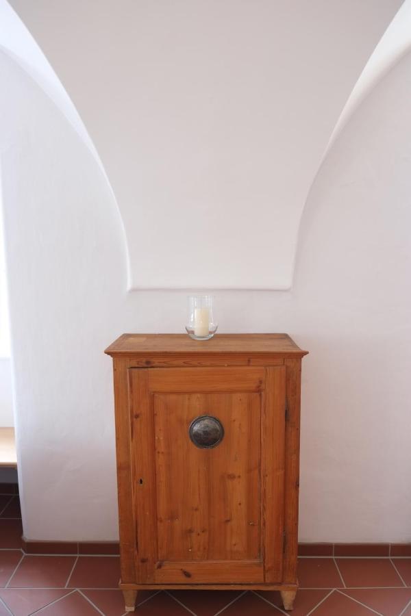 60qm Wohnung Naabtal im historischen Pfarrhaus Pielenhofen Exterior foto